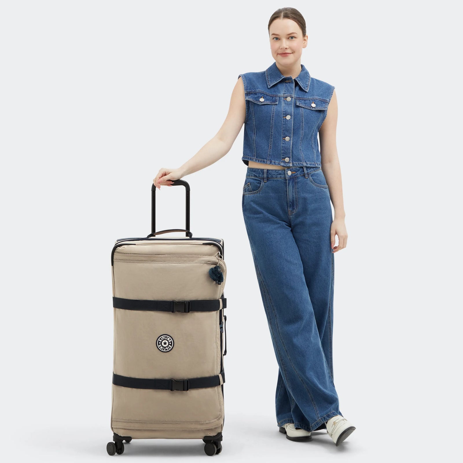 SPONTANEOUS L -view-2